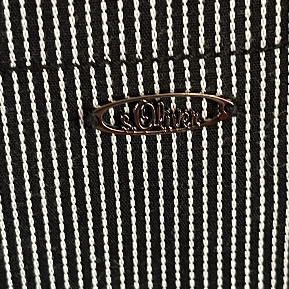 52.S Oliver Size 11 US UK 14 Pinstriped German Fully lined Blazer - Picture 4 of 9
